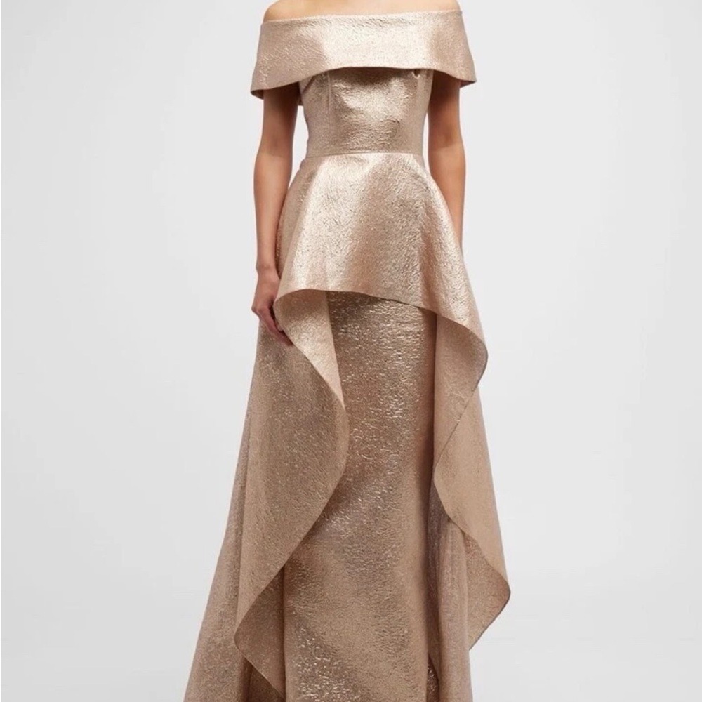 🥂🍾🎊 Teri Jon Gold/bronze metallic Dress - Picture 4 of 13